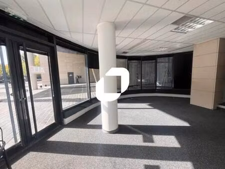 location commerce paris 75012