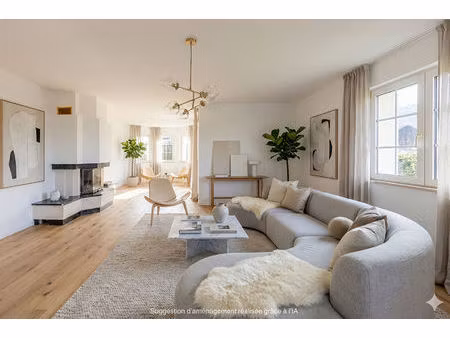 maison avec vue dégagée à deux pas de la frontière suisse