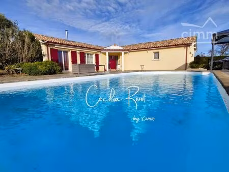 joli pavillon t5 avec piscine  spa et jacuzzi