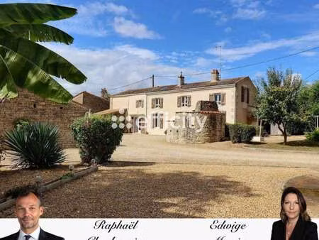 vente maison à mauzé-sur-le-mignon (79210) : à vendre / 170m² mauzé-sur-le-mignon