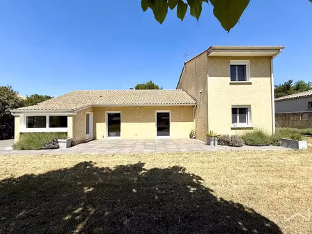vente maison 6 pièces 156 m² à bollene (84500)  349 500 €