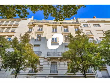 a louer  locaux standing climatisés