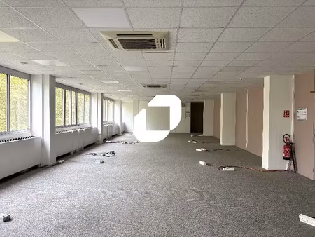 location bureau lyon 69003