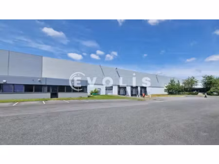 location entrepôt lieusaint 77127