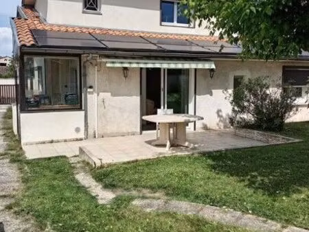 location appartement 1 pièce 24 m² à eysines (33320)