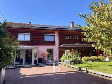 bourgogne - chalon sur saône - maison de ville avec piscine et dépendance