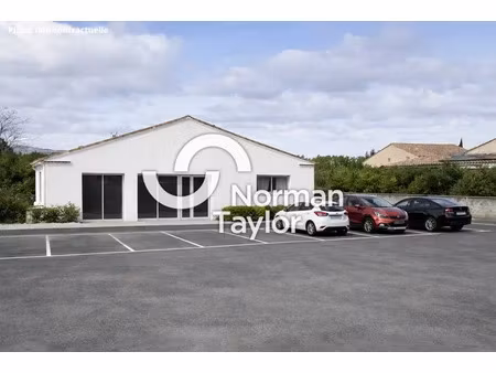 local commercial a ceder