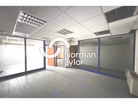 local commercial/bureaux a louer