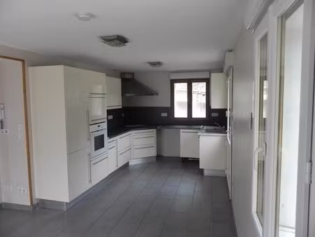 location maison 5 pièces 100 m² à notre-dame-de-mésage (38220)