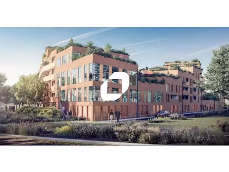 a vendre  locaux neufs proches des grands axes