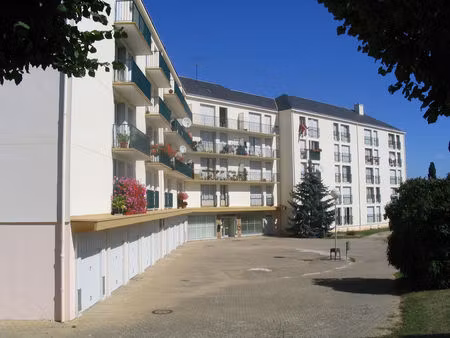 location appartement 3 pièces 62 m² à saint-aignan (41110)