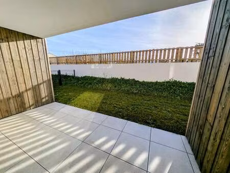 vente appartement 3 pièces à saint-gilles-croix-de-vie (85800) : à vendre 3 pièces / 68m² 