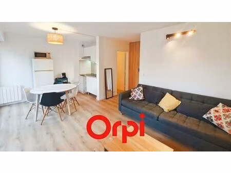 location appartement 1 pièce 30 m² à bandol (83150)