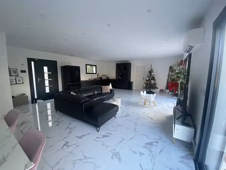 vente villa 4 pièces 125 m² à flassans-sur-issole (83340)  539 000 €