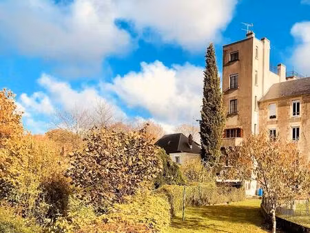 maison atypique sur 455m2 de terrain