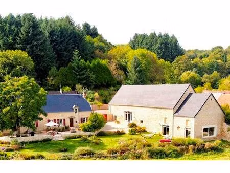 charmante propriété sur 3380m2 avec piscine intérieure