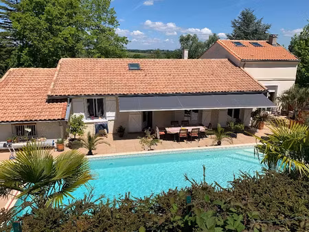 vente maison 6 pièces 180 m² à langoiran (33550)  549 900 €