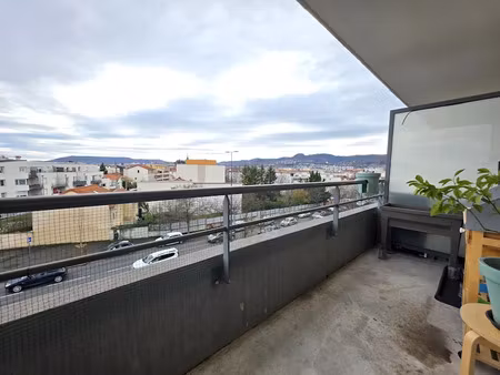 vente appartement 3 pièces 52.46 m² à clermont-ferrand (63000)  130 000 €