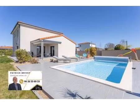 maison contemporaine avec piscine