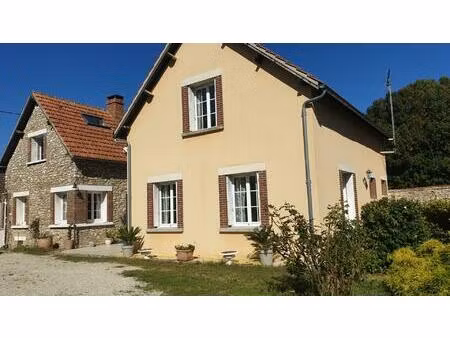 maison 7 pièces 163 m2 habitables sur 1147 m2 de terrain