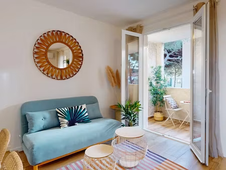 vente appartement 1 pièce 27 m² à hyeres (83400)  165 000 €