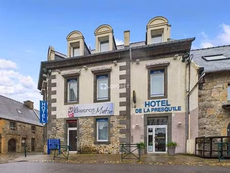 vente bureaux et commerces à crozon (29160) : à vendre / 225m² crozon