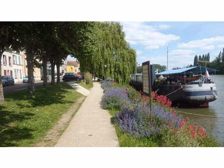 immeuble avec restaurant conflans ste honorine 300 m2