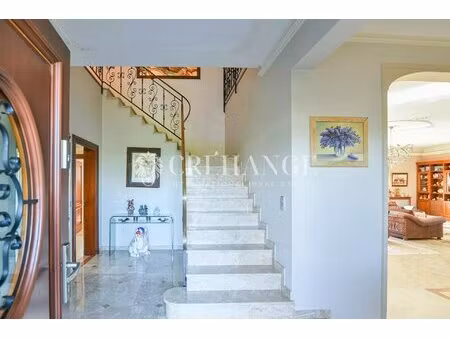 propriété familiale de 400m² avec piscine - île de la loge