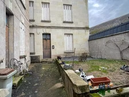 vente maison à saumur (49400) : à vendre / 220m² saumur