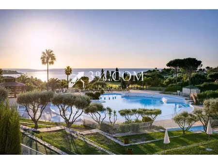 vente appartement 1 pièce 22 m² à saint-raphael (83700)  138 000 €