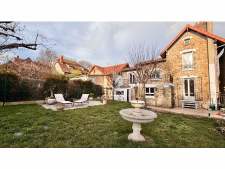 maison meuliere independante 5 pièces à savigny-sur-orge  secteur résidentiel proche trans