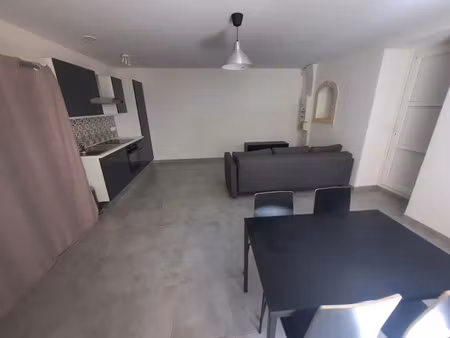 location meublée appartement 1 pièce 35 m² à bagnols-sur-ceze (30200)  480 €