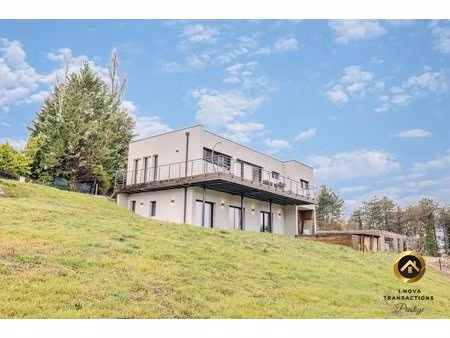 nailloux villa contemporaine t5 vue panoramique