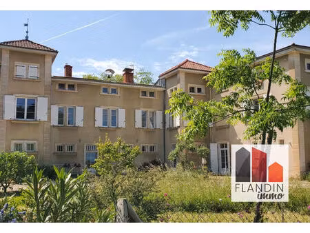 location appartement 4 pièces 100 m² à vernaison (69390)