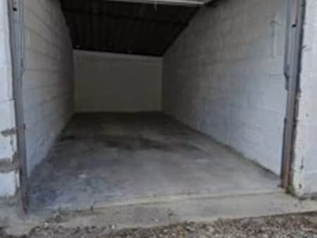 box de garage à vendre