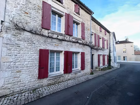 maison à vendre à coulon (79510) - deux-sèvres