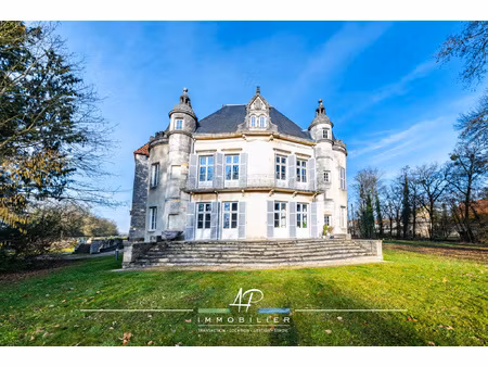 appartement de caractère de 150 m2 de plain-pied au sein du