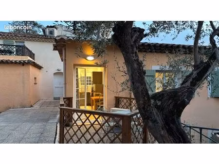 appartement  t2  rénové  à grasse quartier st jacques