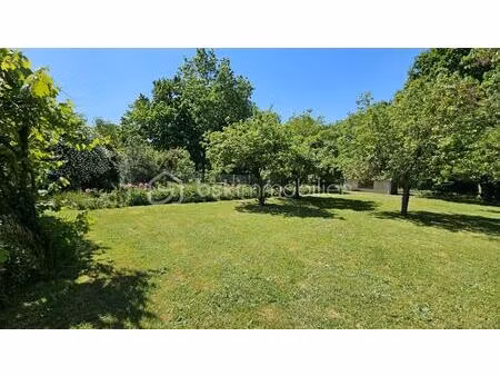 terrain constructible 860m²