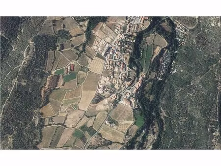 terrain - 740m ²