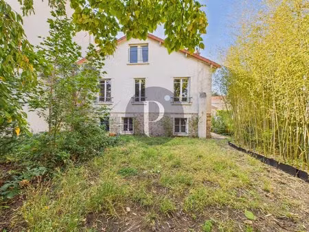 maison de charme de 160 m² sur terrain de 453 m²
