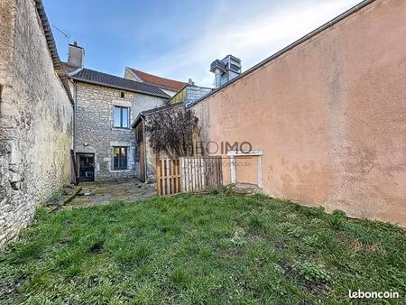 immeuble 7 pièces 132 m²