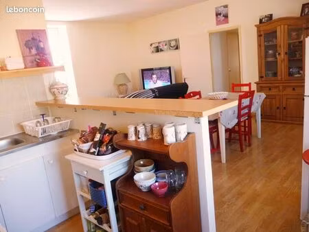 appartement 70m² - 3 chambres - entrée privative