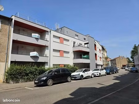 appartement 4 pièces 80 m²