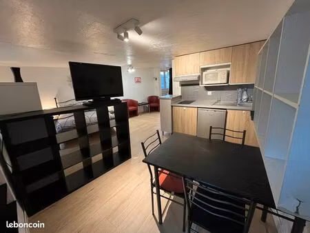 appartement meublé et rénové centre vitré libre