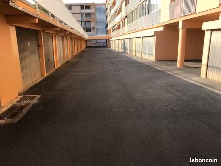 garage fermé sécurisé – quartiers sud ouest la valette du var – disponible immédiatement ?