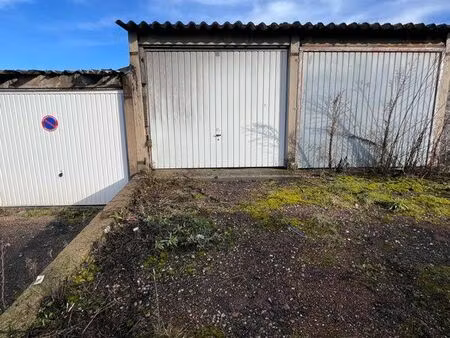box de garage parking à louer