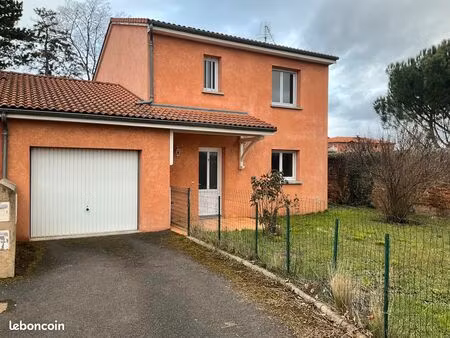 pavillon f5 centre issoire calme