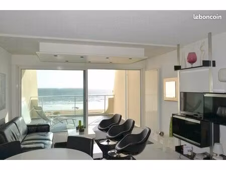 appart. meuble face mer - 52 m2 - 3 p. - garage