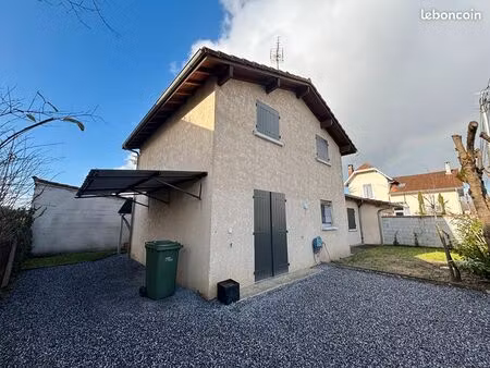 maison 4 pièces 80 m²